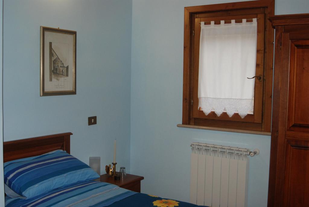 Casa Mariu Hotel Sala Consilina Cameră foto