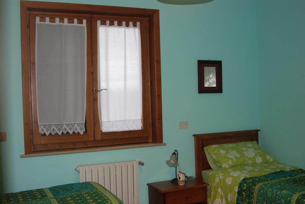 Casa Mariu Hotel Sala Consilina Cameră foto