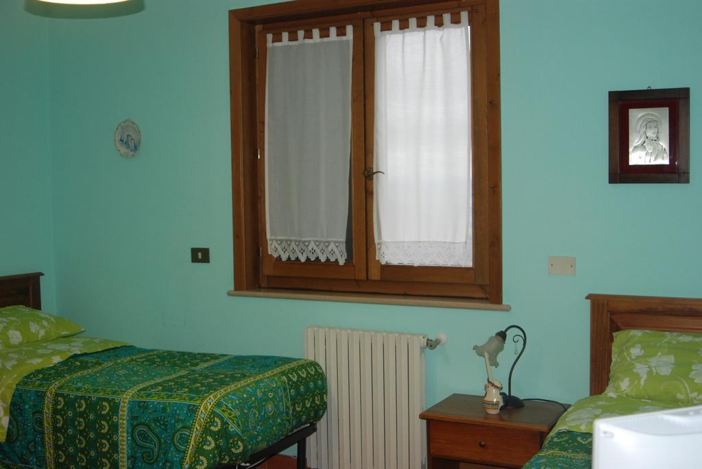 Casa Mariu Hotel Sala Consilina Cameră foto