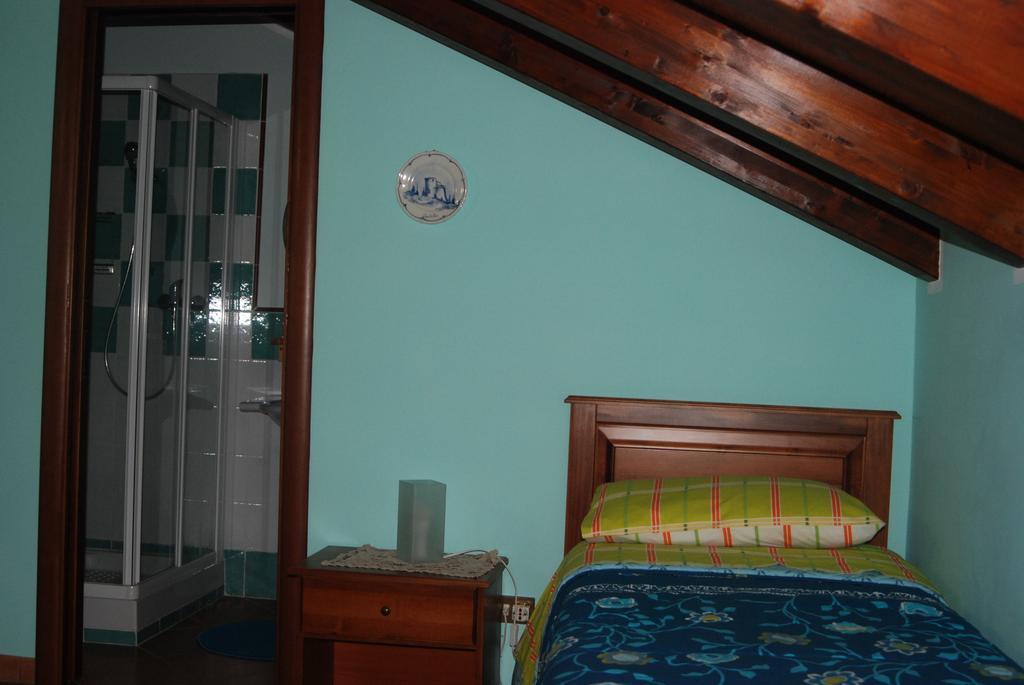 Casa Mariu Hotel Sala Consilina Cameră foto