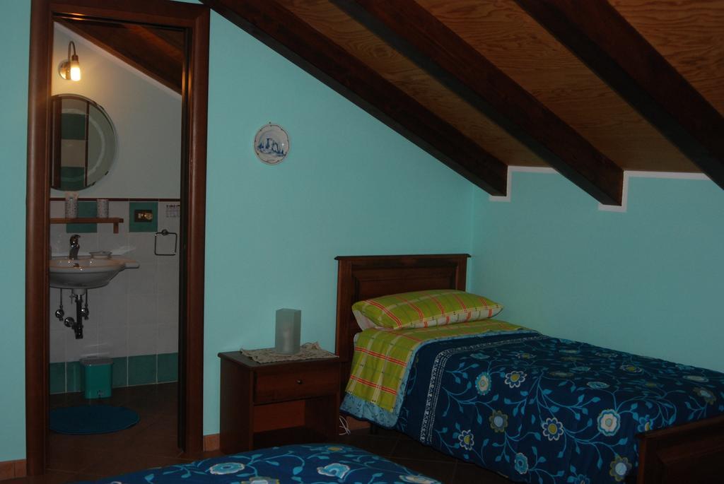 Casa Mariu Hotel Sala Consilina Cameră foto